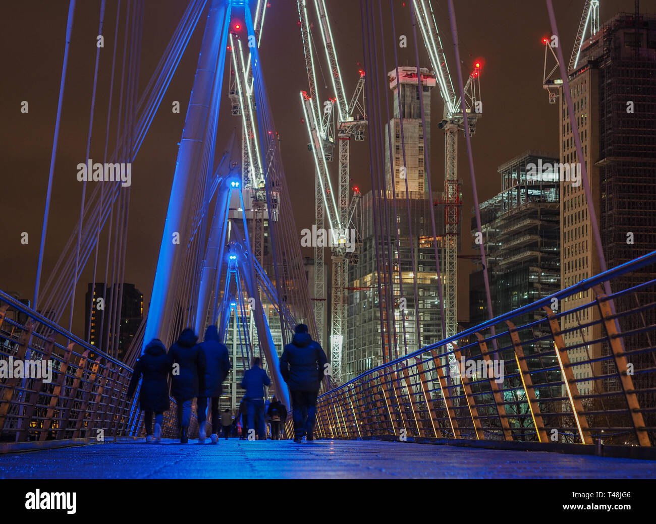 Il Golden Jubilee ponti a Londra di notte Foto Stock