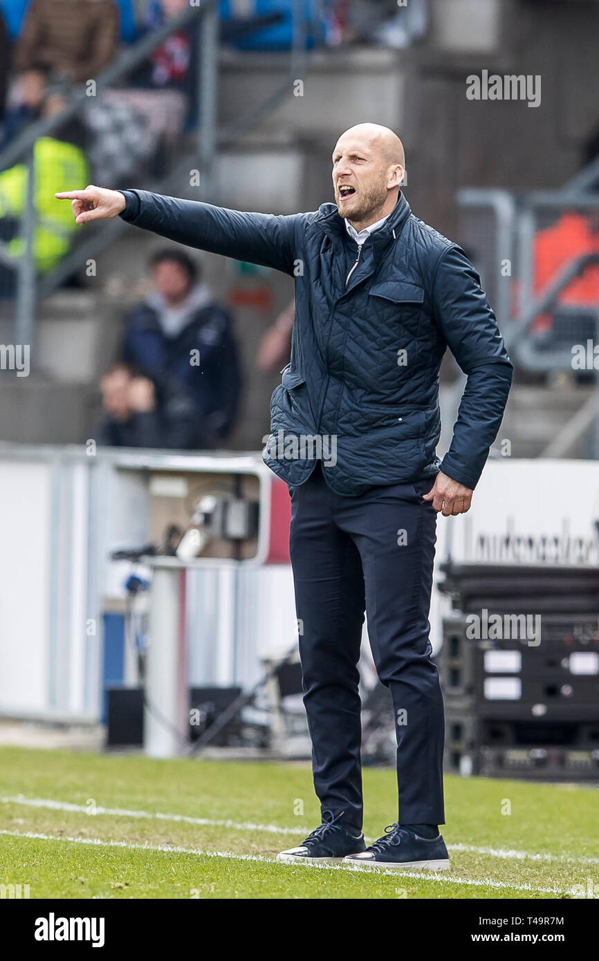 TILBURG - 14-04-2019, Koning Willem II stadion olandese Eredivisie calcio stagione 2018 / 2019. PEC Zwolle trainer Jaap Stam durante il match Willem II - PEC. Punteggio finale 2-0. Foto Stock