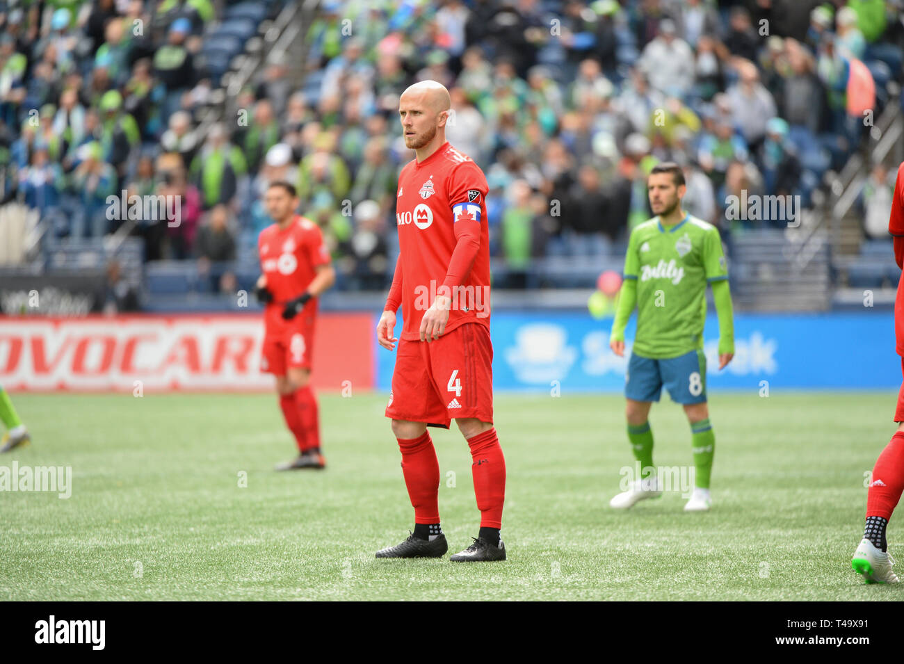 Seattle, Washington, Stati Uniti d'America. Xiii Apr, 2019. Toronto è Michael Bradley (4) guarda come Toronto FC visiti le sirene di Seattle per un match di MLS al secolo campo Collegamento a Seattle, WA. Credito: Jeff Halstead/ZUMA filo/Alamy Live News Foto Stock