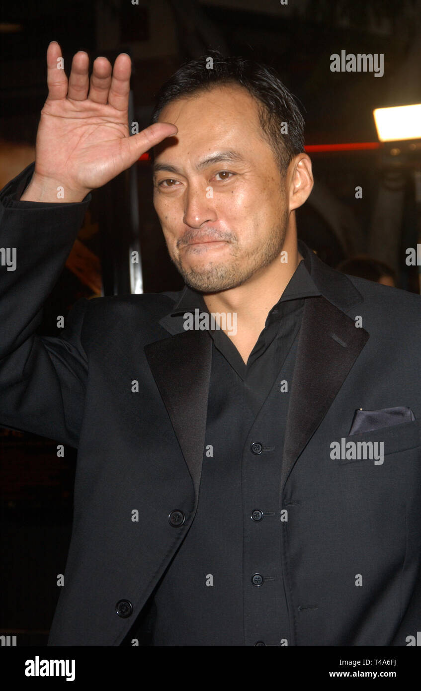 LOS ANGELES, CA. Dicembre 01, 2003: Ken Watanabe presso il Los Angeles premiere del suo nuovo film l'ultimo Samurai. Foto Stock