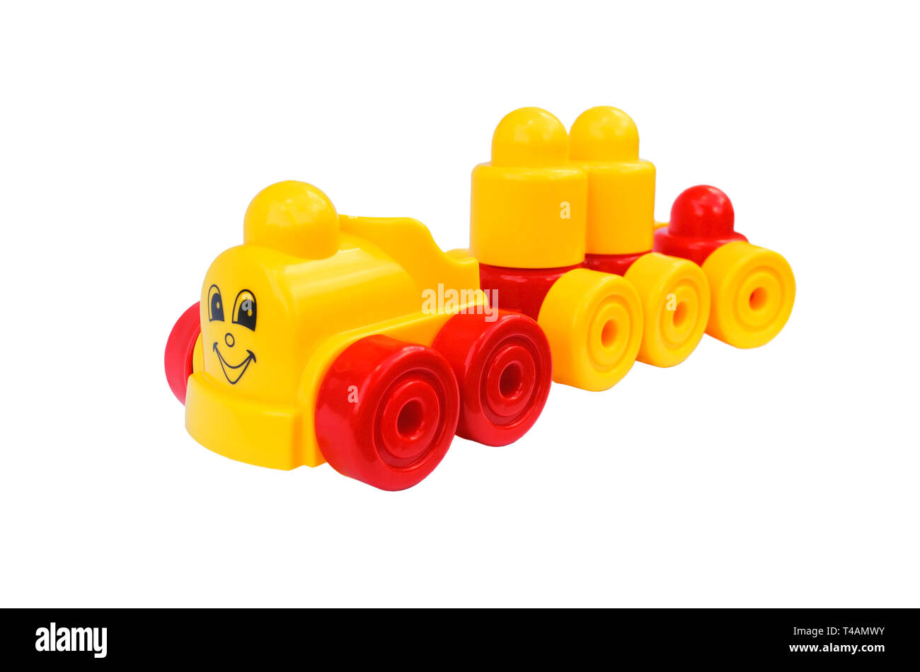 Treno di bambini colorati mattoni di edificio isolato su sfondo bianco Foto Stock