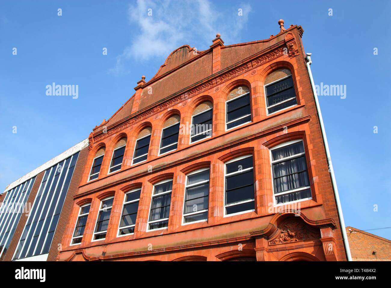 Birmingham Jewellery Quarter. Vecchia fabbrica di mattoni di edificio triangolare. West Midlands in Inghilterra. Foto Stock