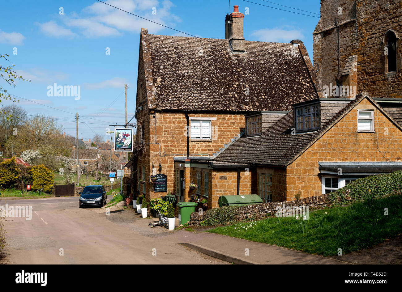 Il George and Dragon pub, Shutford, Oxfordshire, England, Regno Unito Foto Stock