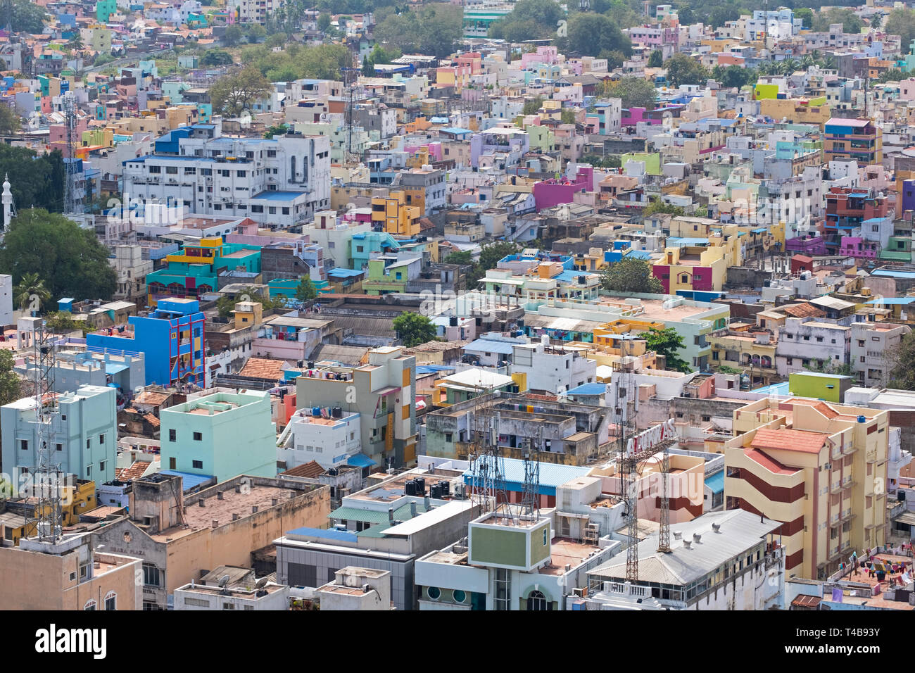 Trichy, India - 14 Marzo 2018: Veduta aerea della scatola colorata nel centro della città in Tamil Nadu Foto Stock