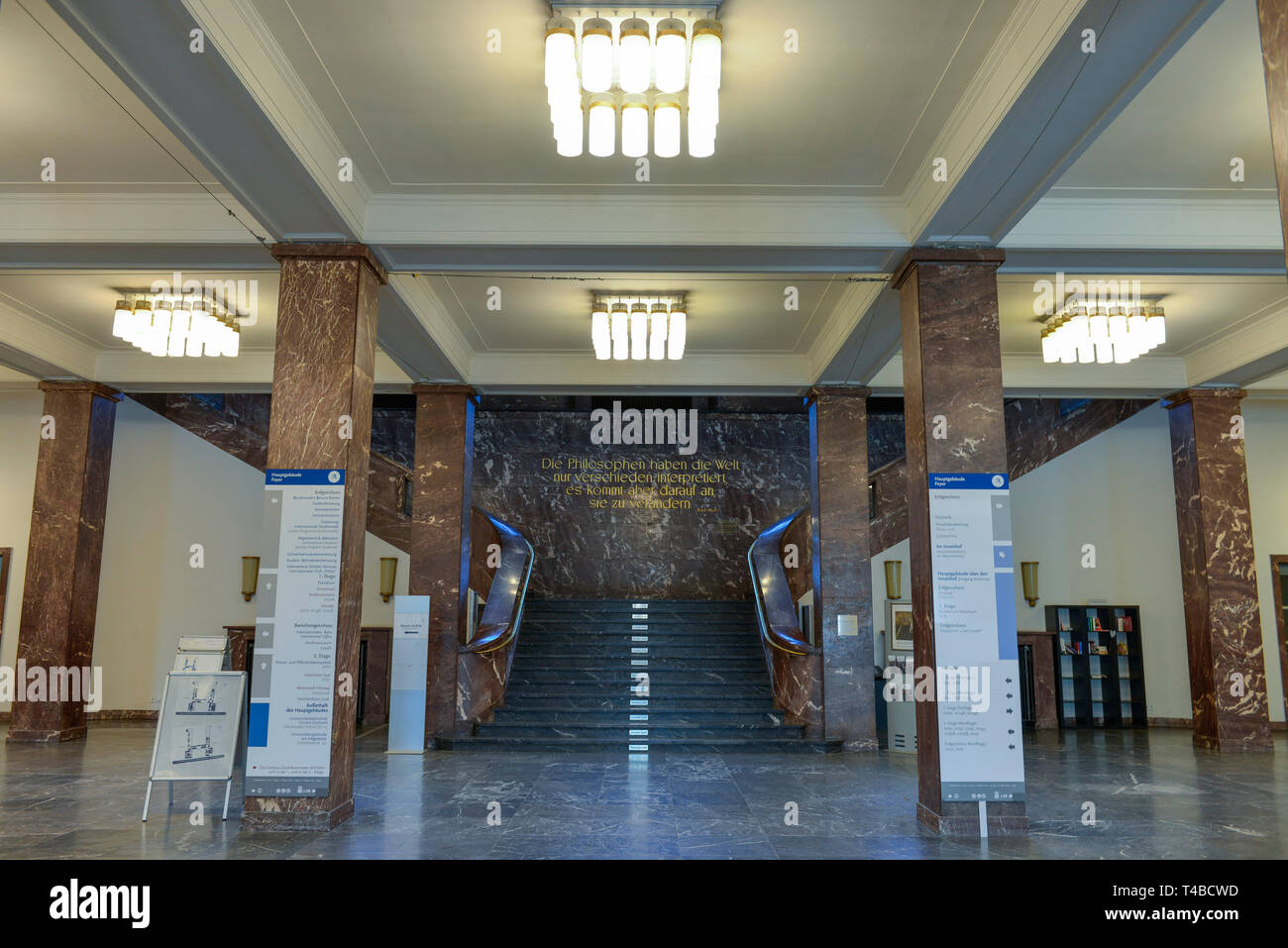 Foyer, Hauptgebaeude, Humboldt-Universitaet, Unter den Linden, nel quartiere Mitte di Berlino, Deutschland Foto Stock