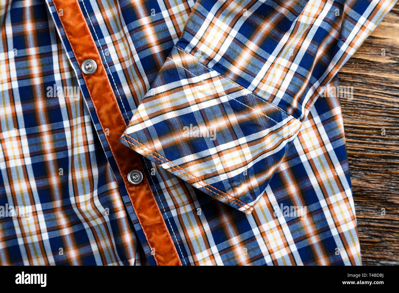 Manicotto uomini shirt gabbia. close-up. spazio per il testo Foto Stock