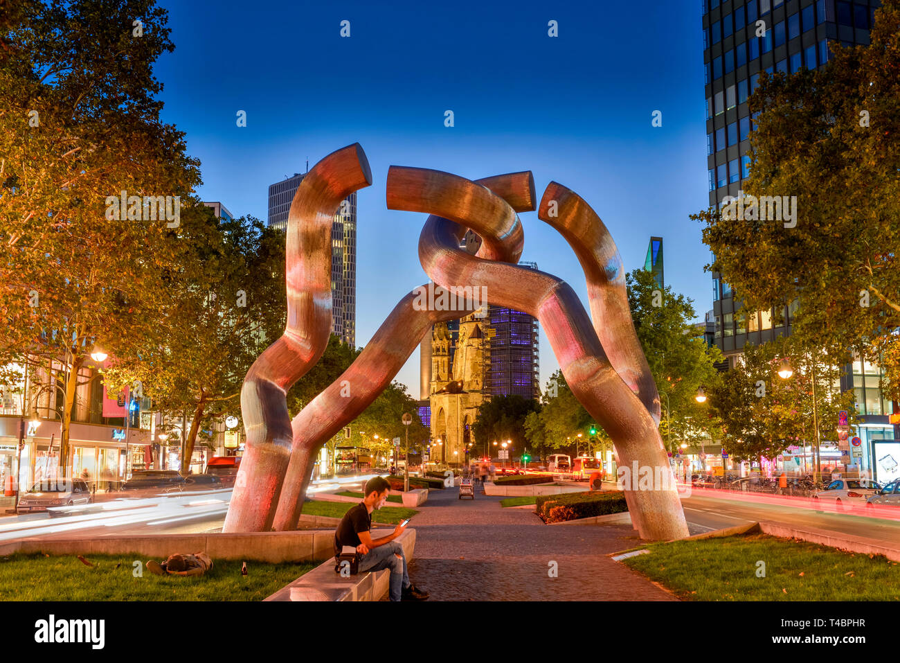Kunstwerk von Brigitte und Martin Matschinsky-Denninghoff, Berlino, Tauentzienstrasse, Charlottenburg di Berlino, Deutschland Foto Stock