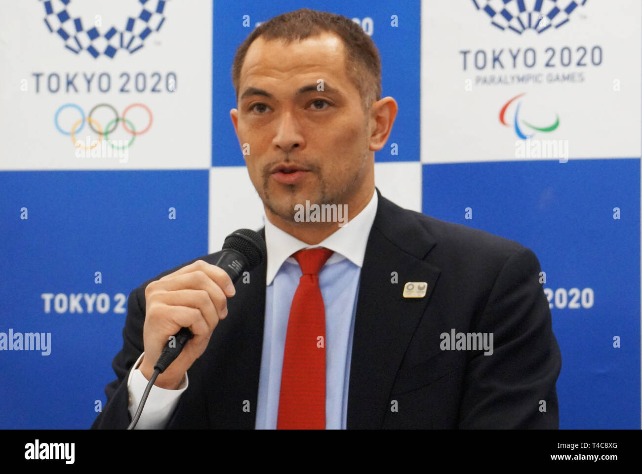 Tokyo, il Tokyo 2020 la competizione olimpica pianificare in Tokyo. Xvi Apr, 2019. Koji Murofushi, Tokyo 2020 Direttore Sportivo, parla nel corso di una conferenza stampa annunciando la dettagliata Tokyo 2020 Olympic programma di gara in Giappone a Tokyo il 16 aprile 2019. Credito: Shen Honghui/Xinhua/Alamy Live News Foto Stock