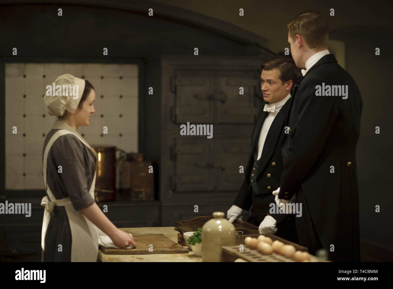 ED SPELEERS , SOPHIE MCSHERA e MATT MILNE in CAVENDISH ABBEY (2010). La stagione 4 Episodio 2. Credito: Carnevale film / Album Foto Stock