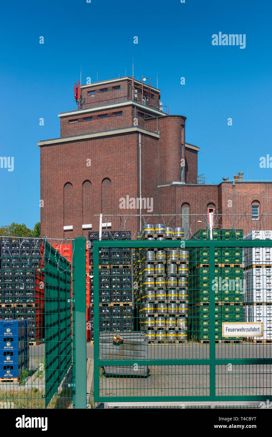 Kindl-Schultheiss-Brauerei, Indira-Gandhi-Strasse, Hohenschoenhausen, Lichtenberg di Berlino, Deutschland Foto Stock