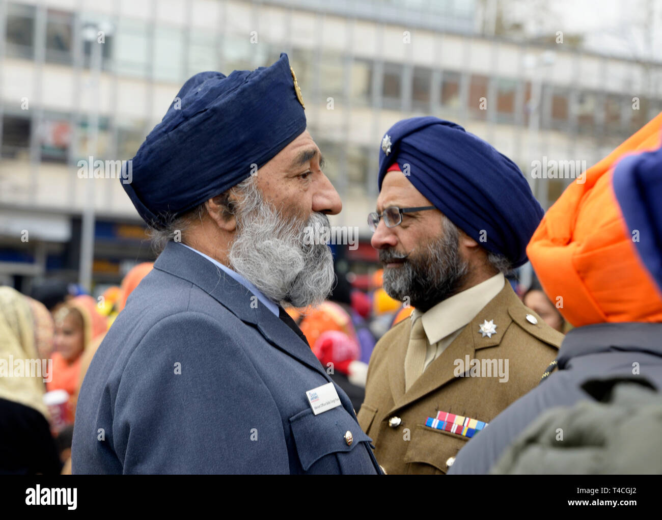 Due uniformata ufficiali Sikh, Nottingham Foto Stock