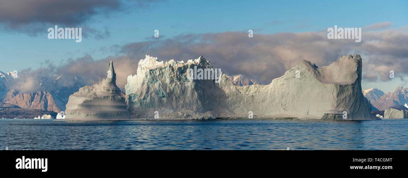 Iceberg, Scoresbysund, Groenlandia Foto Stock