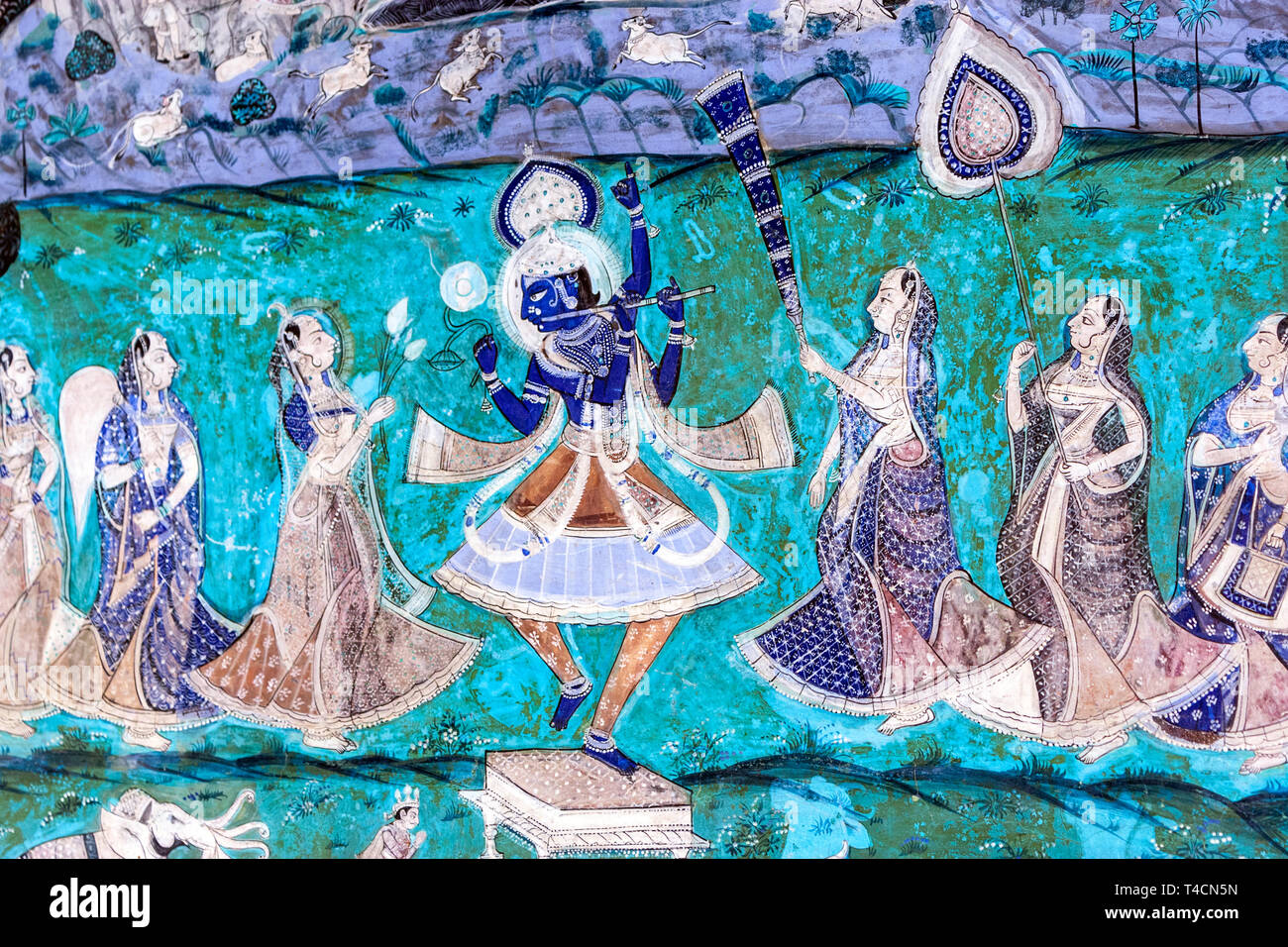 Krishna danza e la realizzazione delle scanalature di dipinti murali in west veranda, Chitra Mahal, Bundi Palace, Bundi, Rajasthan, India Foto Stock
