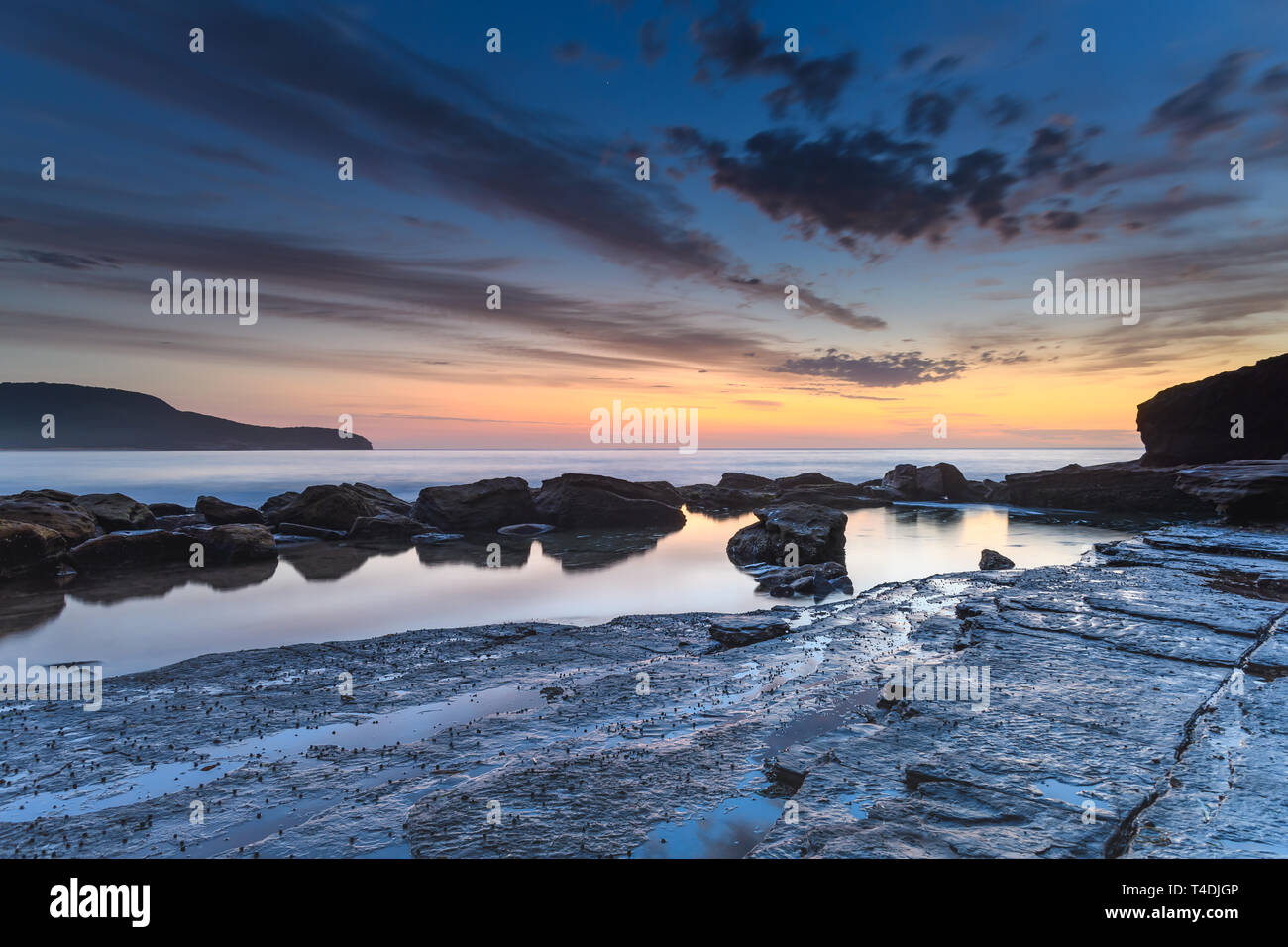 Catturare l'alba da Killcare Beach sulla costa centrale, NSW, Australia. Foto Stock