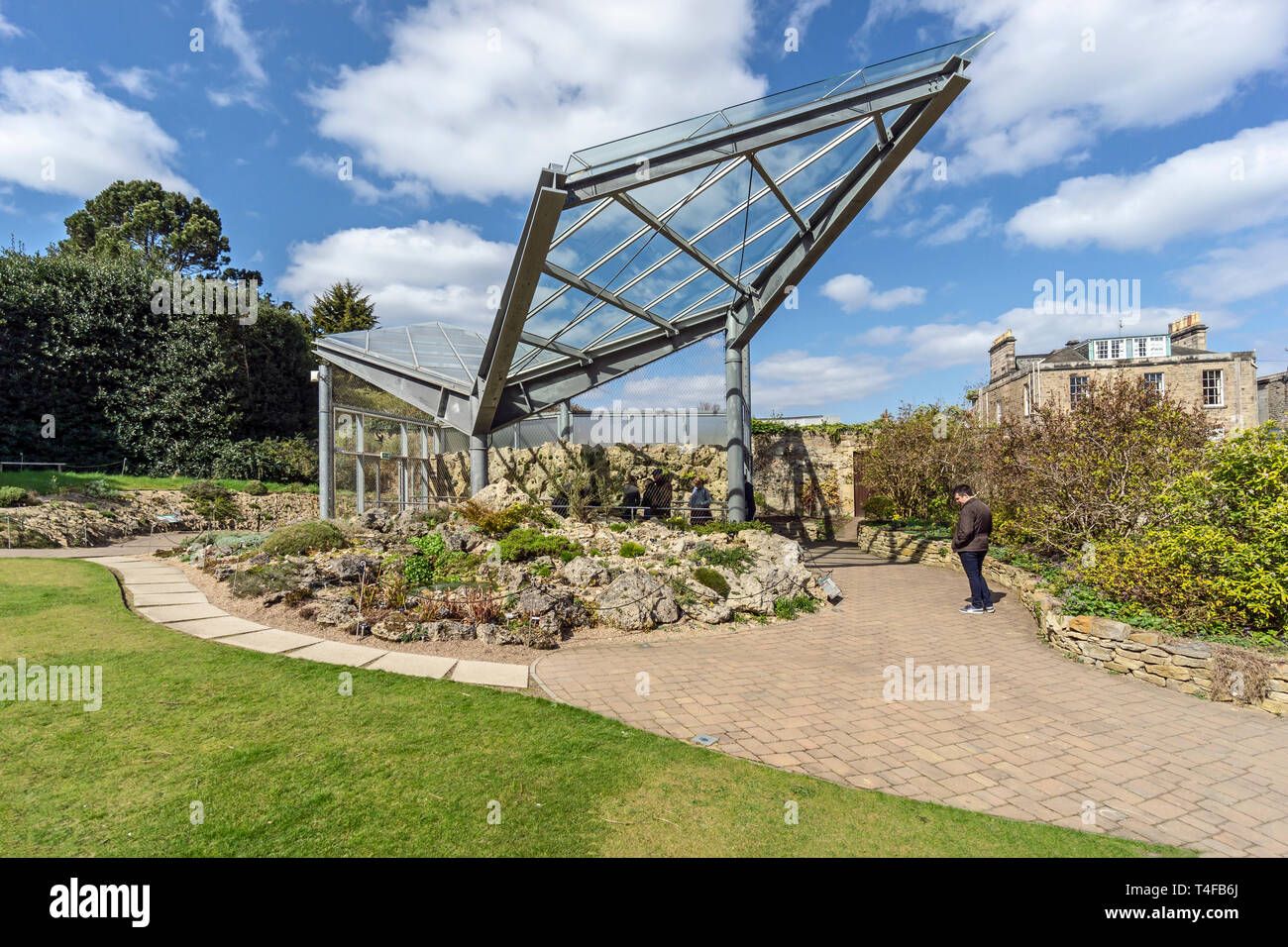 Regina madre memorial garden presso il Royal Botanic Garden Edinburgh Scotland Regno Unito Foto Stock