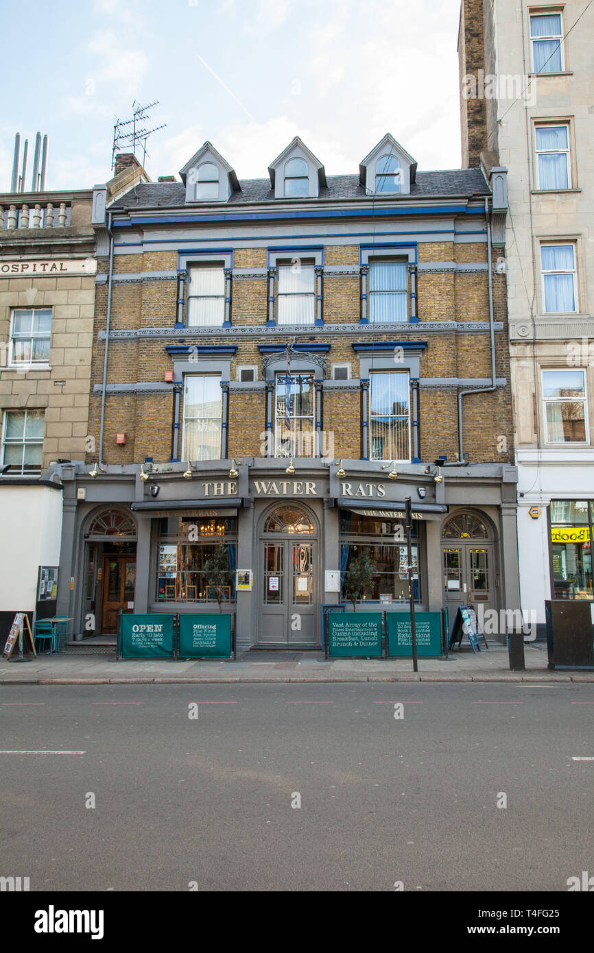 L'acqua nei ratti Pub e sede, Gray's Inn Road, Kings Cross, London, England, Regno Unito. Foto Stock