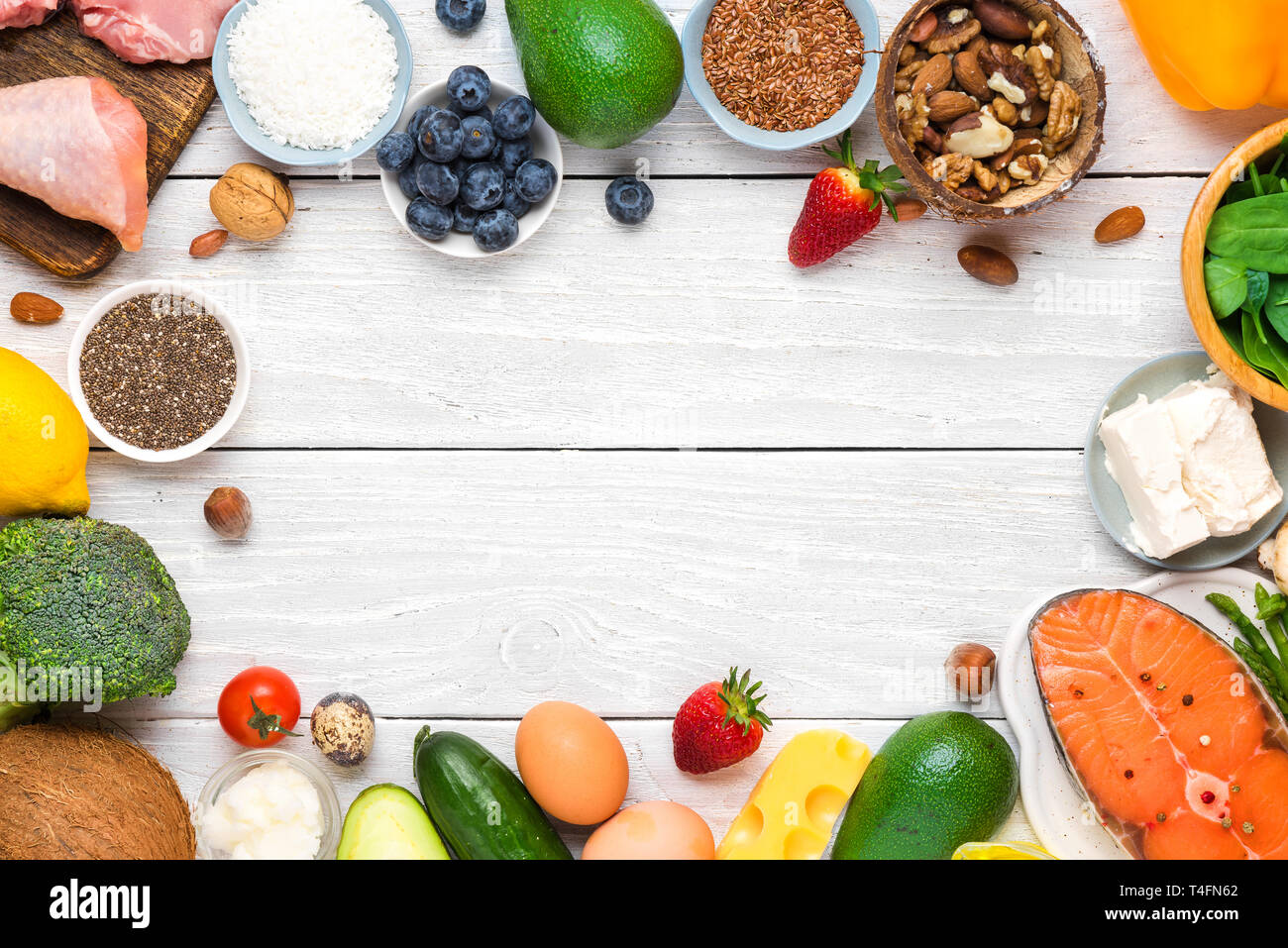 Cheto, dieta ketogenic concetto, low carb, alta buona grassa , cibo sano. vista superiore con spazio di copia Foto Stock