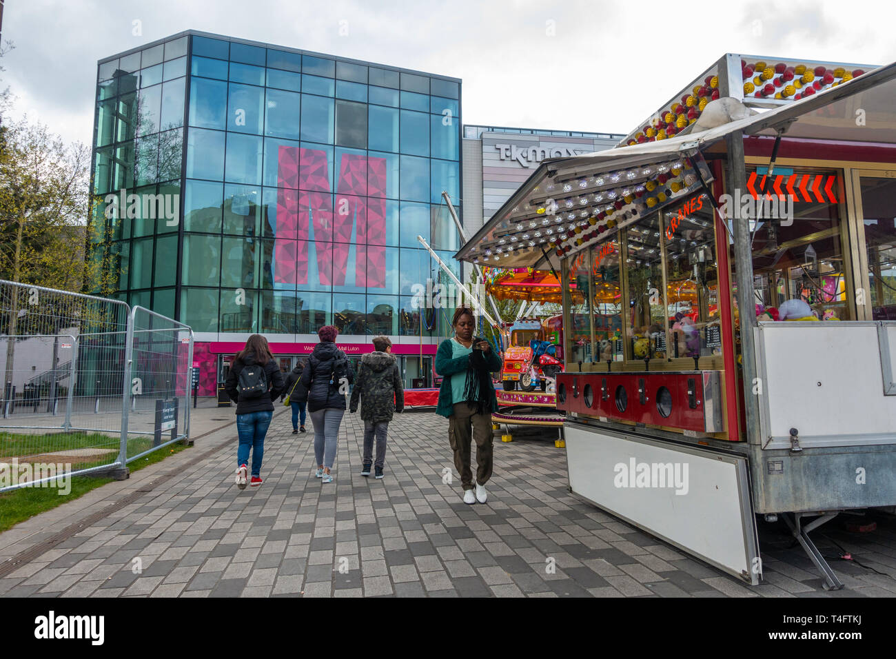 Ingresso al centro commerciale Mall a Luton, Regno Unito Foto Stock