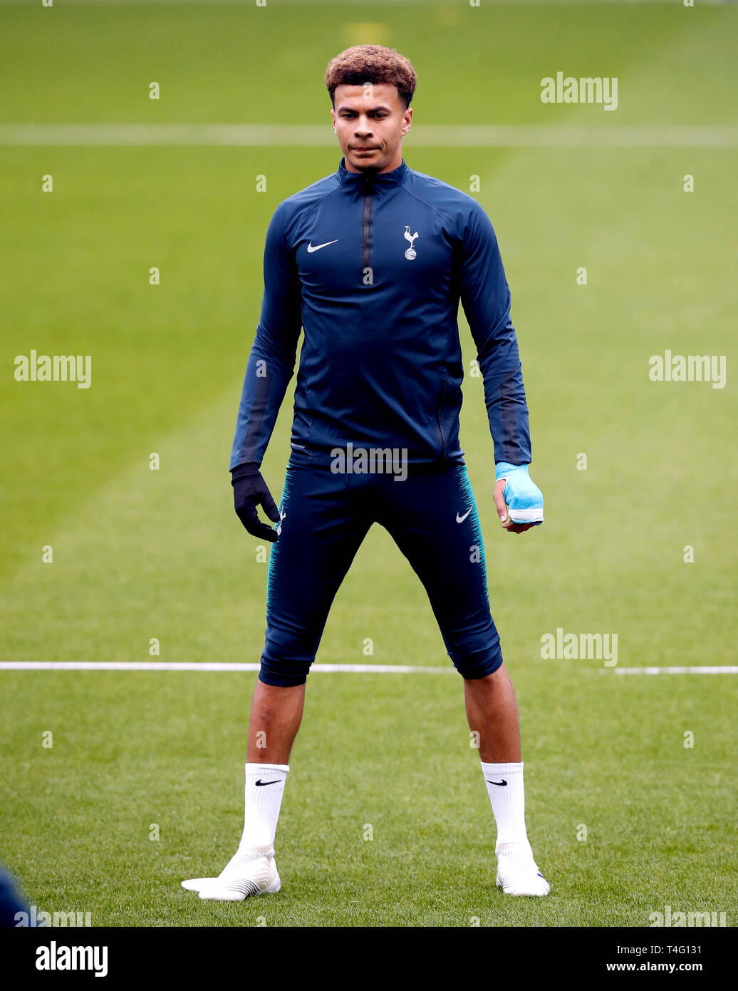 Tottenham Hotspur's dele Alli durante la sessione di formazione presso la Etihad Stadium e Manchester. Foto Stock