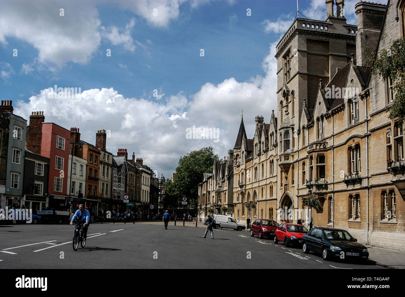 Balliol College sulla destra in Broad Street, Oxford, Gran Bretagna Foto Stock
