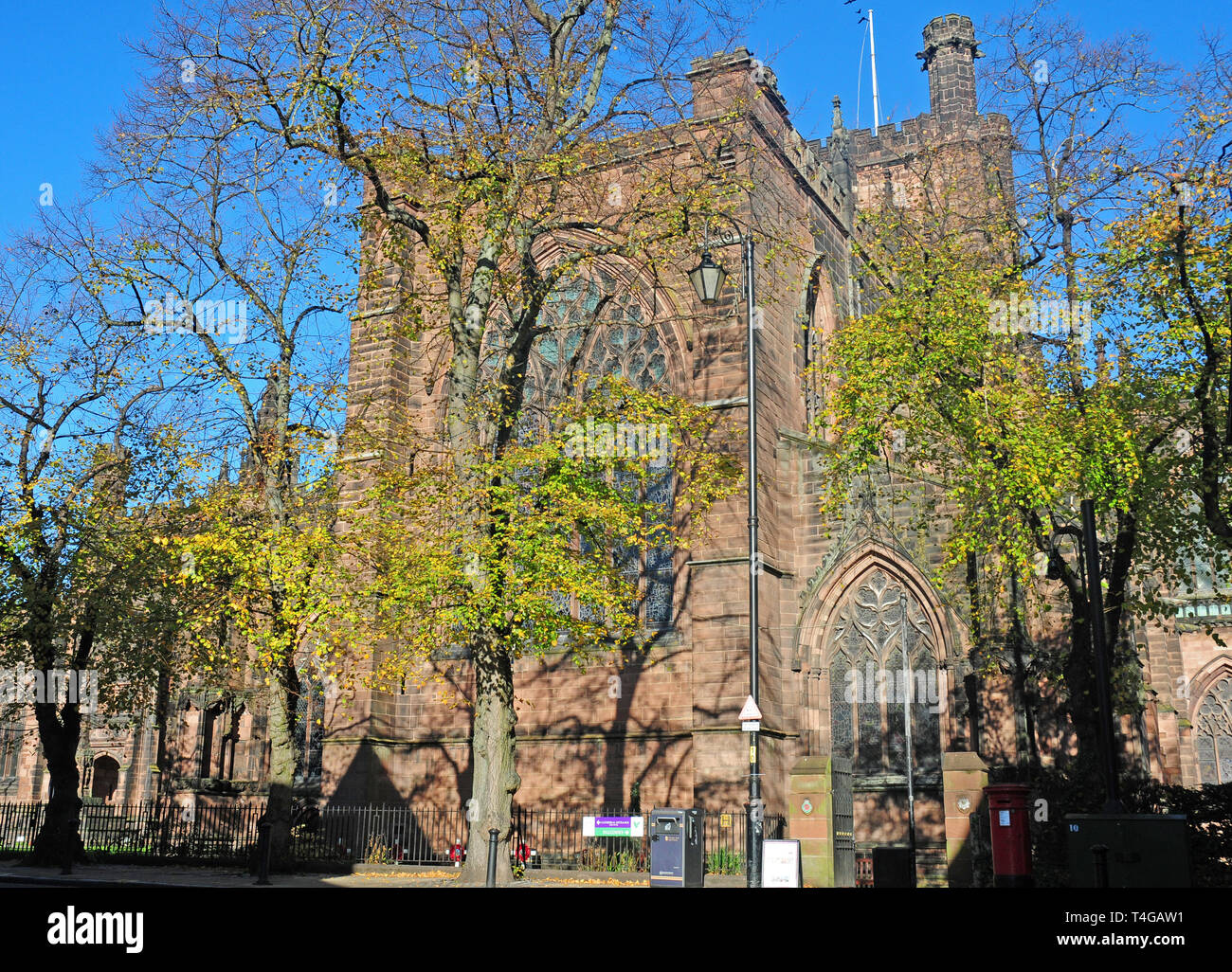 Chester Cathedral, dedicato a Cristo e alla Vergine Maria. Foto Stock