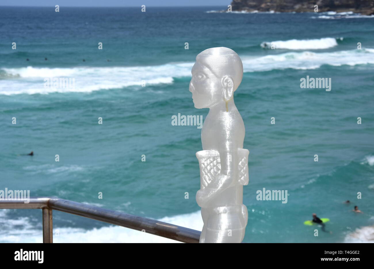 Sydney, Australia - Novembre 4, 2018. Jeremy Sheehan: inondazione. Scultura di mare lungo il Bondi a Coogee passeggiata costiera è più grande del mondo libero di Foto Stock