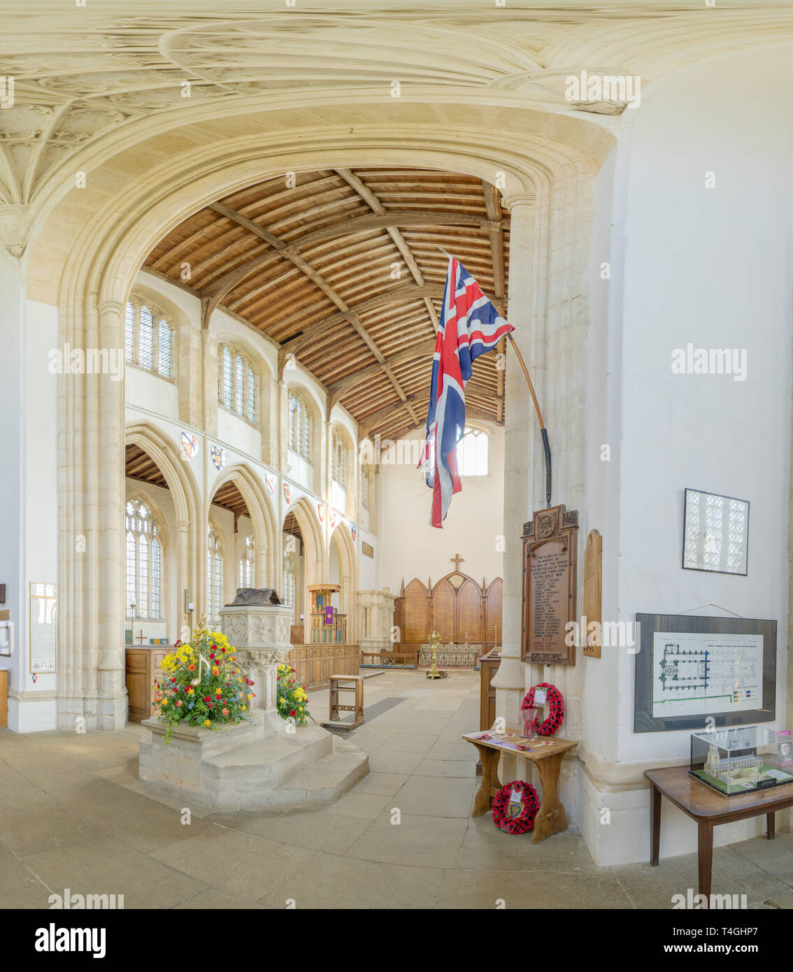 Il XIV secolo chiesa inglese a Fotheringhay, Inghilterra, base dell'Plantagenet Duca di York, luogo di nascita del re Richard III, e base Yorkist dur Foto Stock