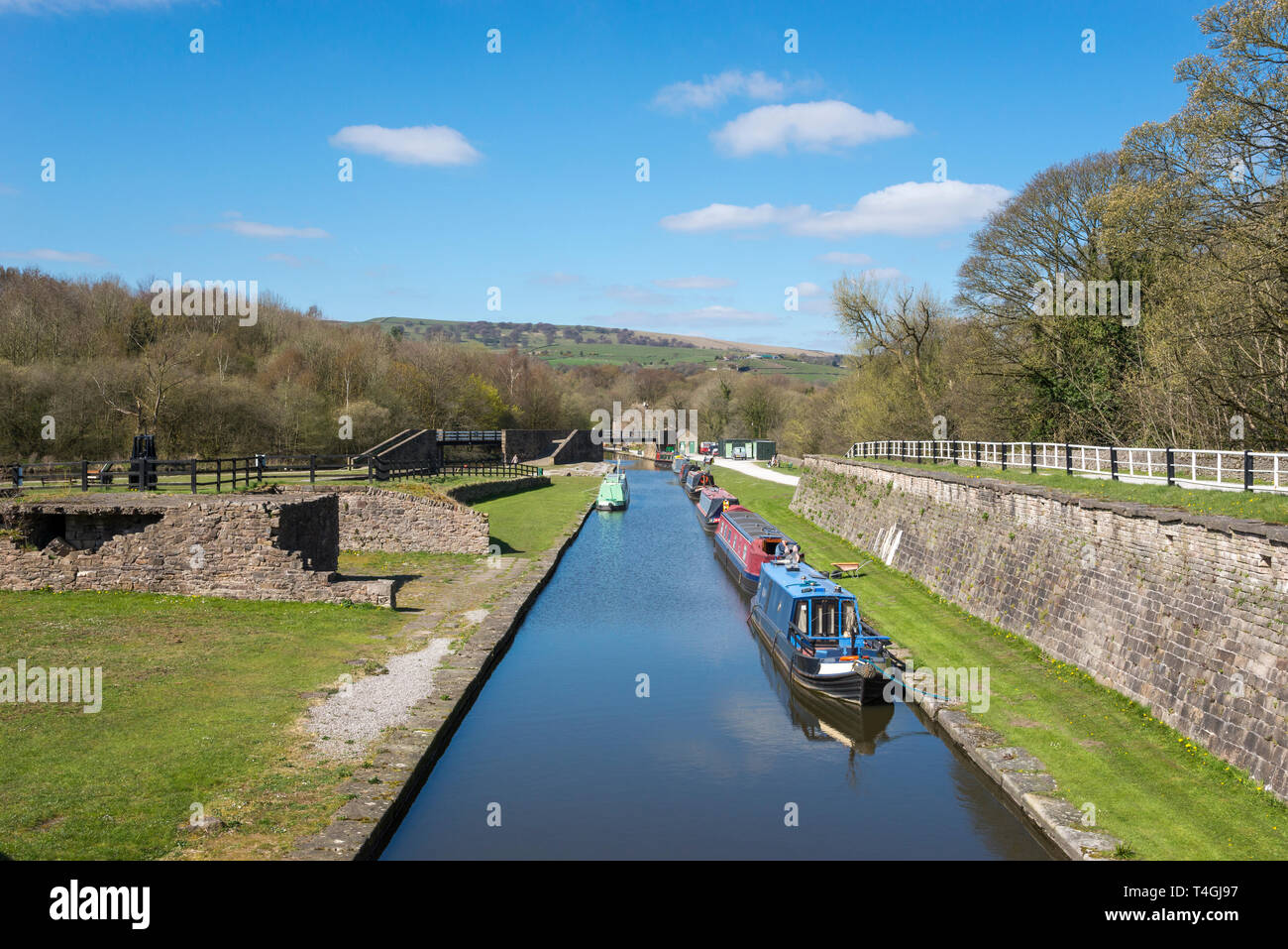 Bugsworth bacino, in un edificio restaurato del bacino del canale vicino Whaley Bridge, Derbyshire, in Inghilterra. Foto Stock