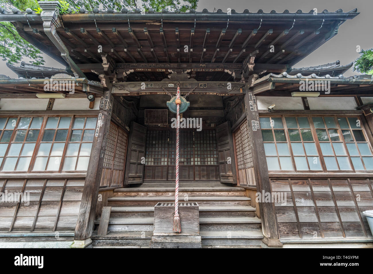 Tokyo, Giappone - 17 Agosto 2017 : Gyoranji o Suigetsu-in Gyoran-ji. Parte del Bando Sanjusankasho circuito di pellegrinaggio di 33 templi buddisti situato in T Foto Stock