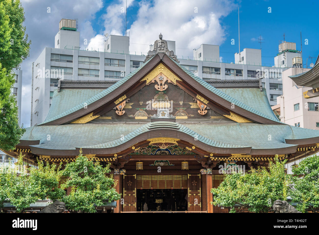 Honden (sala principale) di Yushima Tenmangu o Yushima Tenjin. Lo Shintoismo santuario dedicato a Tenjin, Kami di apprendimento, famoso tra gli studiosi. Situato nel gruppo UEN Foto Stock
