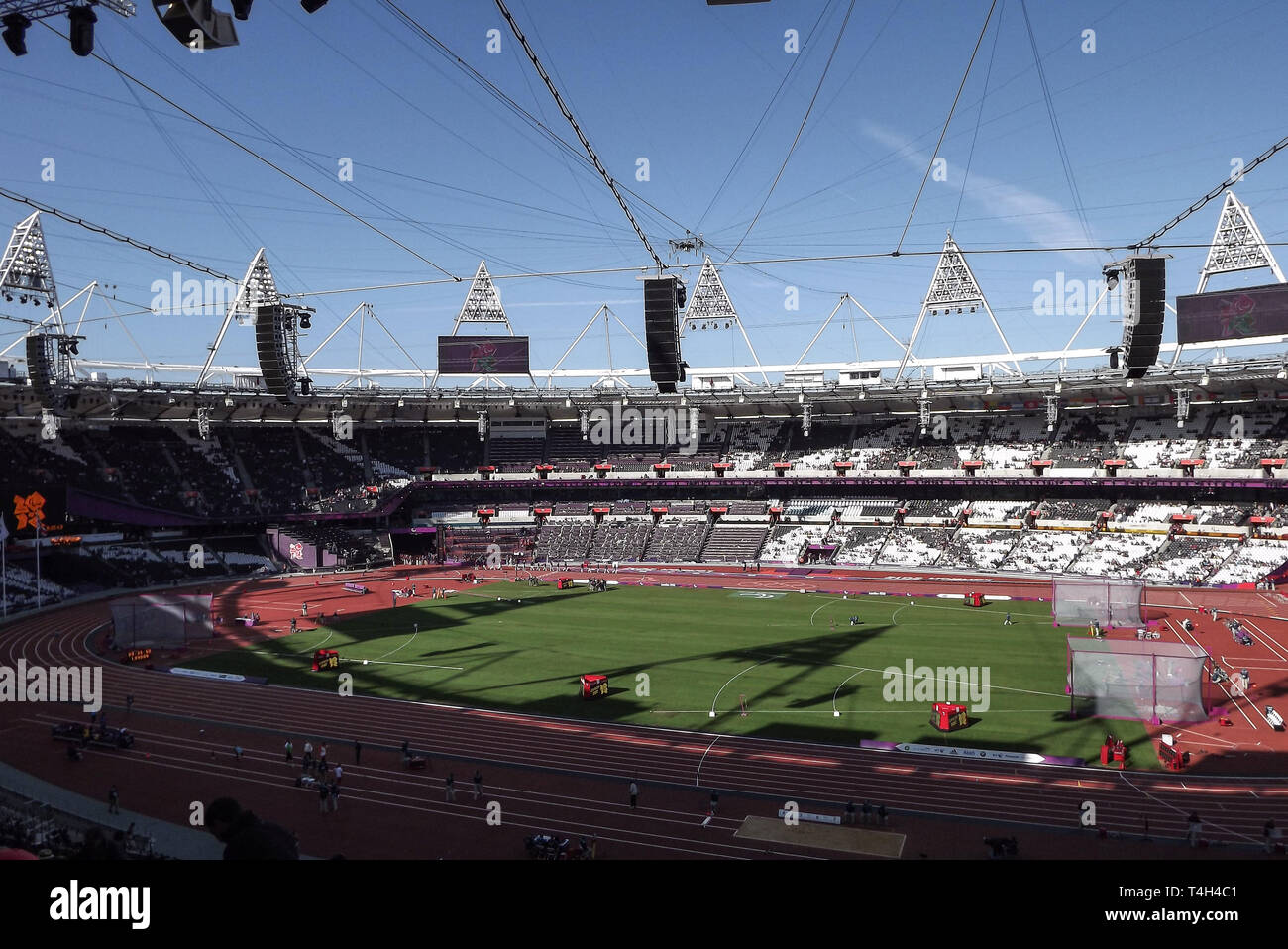 Stadium presso la Queen Elizabeth Park, Londra, durante il 2012 Paralimpiadi Foto Stock