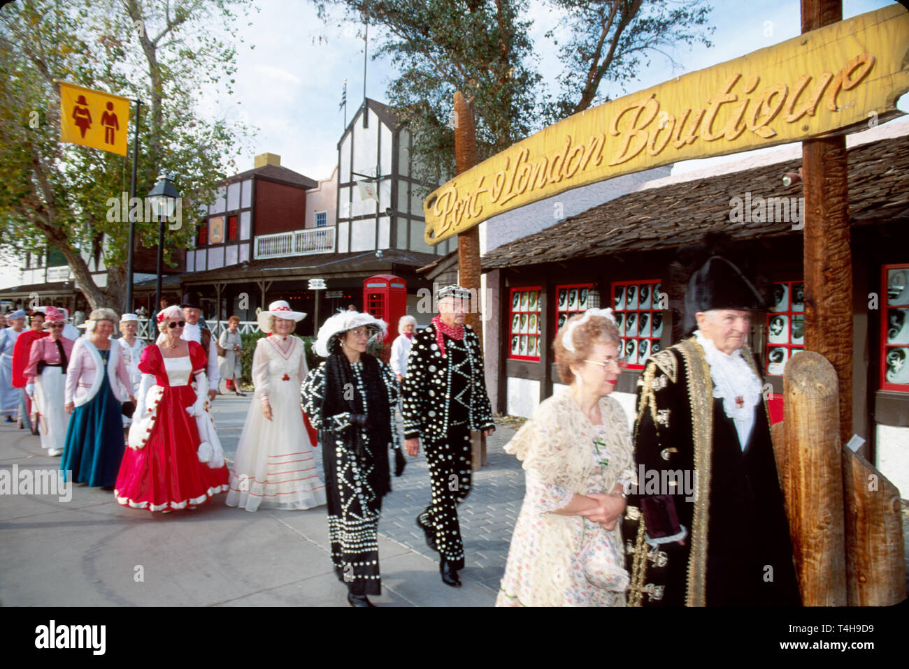 Arizona,AZ,Southwest,West,Grand Canyon state,Lake Havasu City,English Village Costume Parade,evento culturale,tradizione,attività,passeggiate,esercizio fisico,Marc Foto Stock