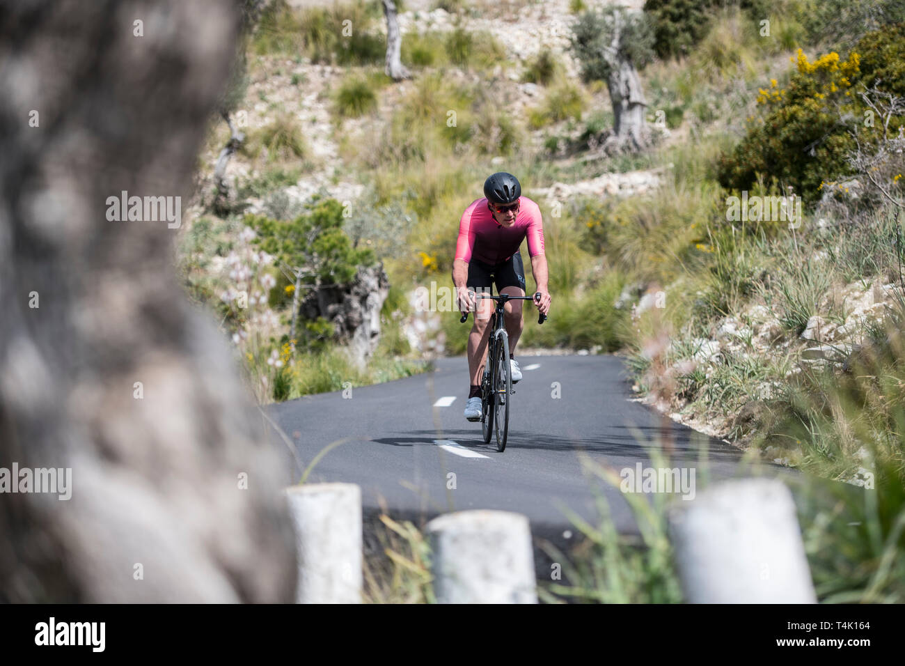 Escursioni in bicicletta sulle strade di Mallorca, Spagna. Foto Stock