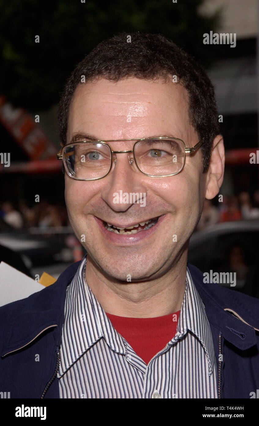 LOS ANGELES, CA. 07 novembre 2004: Los Angeles, CA; attrice EDDIE DEEZZEN all'Hollywood premiere del suo nuovo film Polar Express. Foto Stock