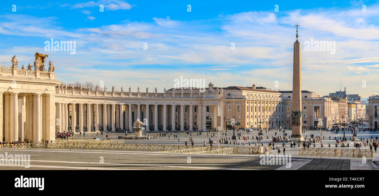 Piazza San Pietro a Roma Foto Stock