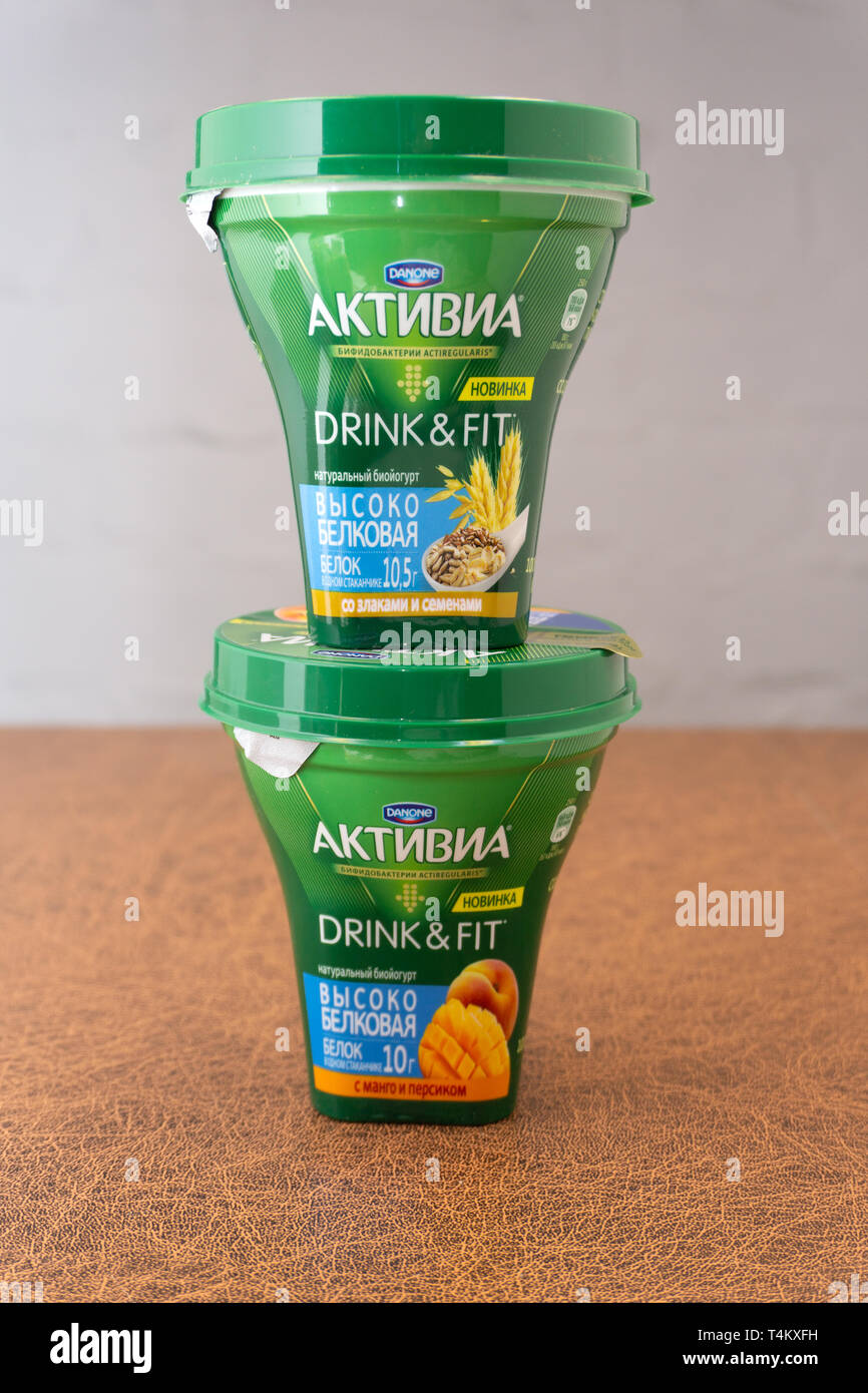 ACTIVIA yogurt. ACTIVIA marca di yogurt, di proprietà di Groupe Danone per Dannon company negli Stati Uniti - Berezniki su 13 maggio 2018 Foto Stock