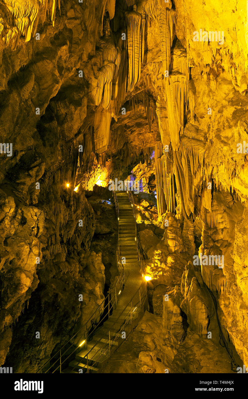 Dim Magarasi flowstone grotta, Kestel, Alanya, Provincia di Antalya, Turchia Foto Stock