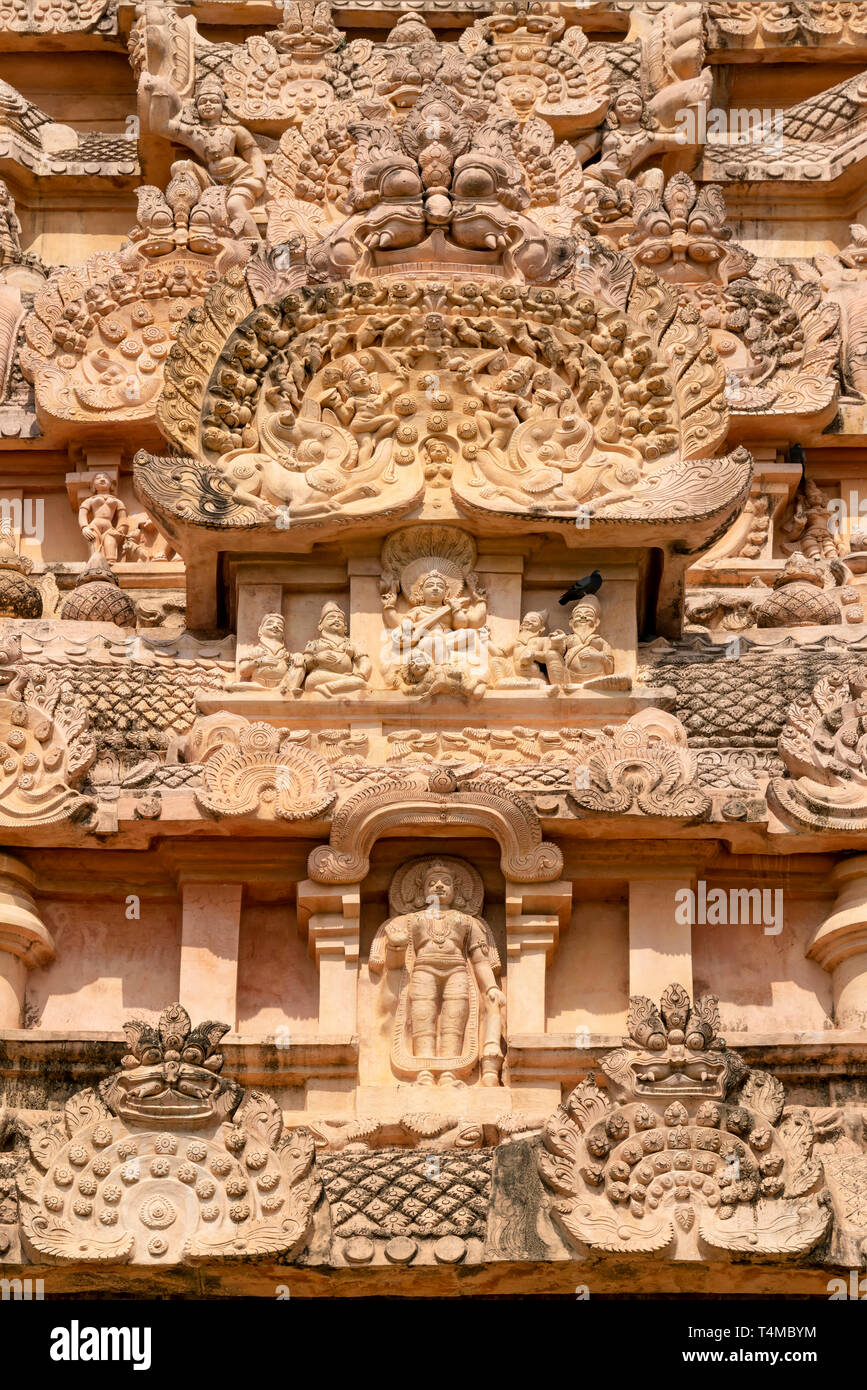 Verticale fino in prossimità della sorprendente Gangaikondacholeeswaram tempio di Gangaikonda Cholapuram, India. Foto Stock