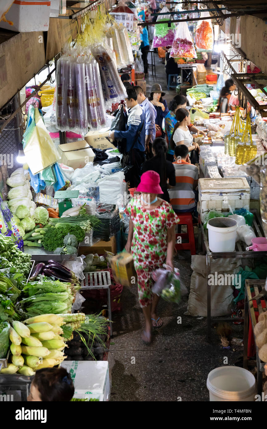 Psar o mercato Russei, Phnom Penh, Cambogia, Asia sud-orientale, Asia Foto Stock