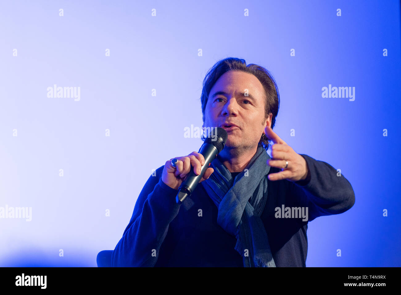 Frankfurt am Main, Germania - 4 Aprile 2019: Michael 'Bully' Herbig (*1968, tedesco regista, attore e autore) parlando della sua esperienza nell'industria cinematografica presso il Deutsches Filmmuseum Foto Stock