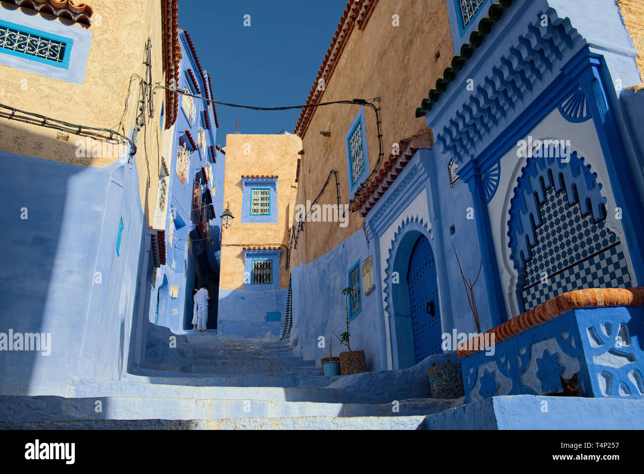 Il custom risale al XV secolo quando i rifugiati ebrei in fuga l'inquisizione spagnola si stabilirono in grandi numeri di Chaouen. Essi hanno portato con Foto Stock