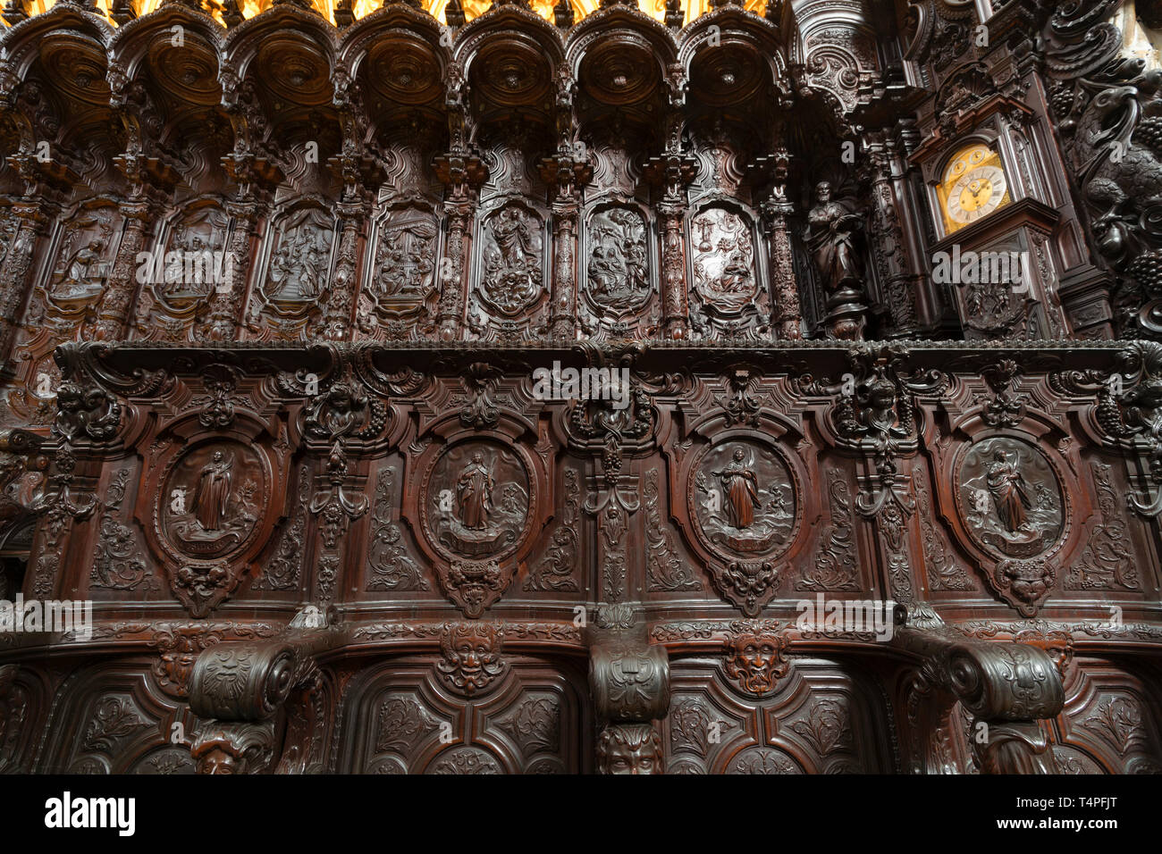 Mogano coro nella Santa Iglesia Cattedrale (Cathedral-Mosque) a Córdoba. Foto Stock