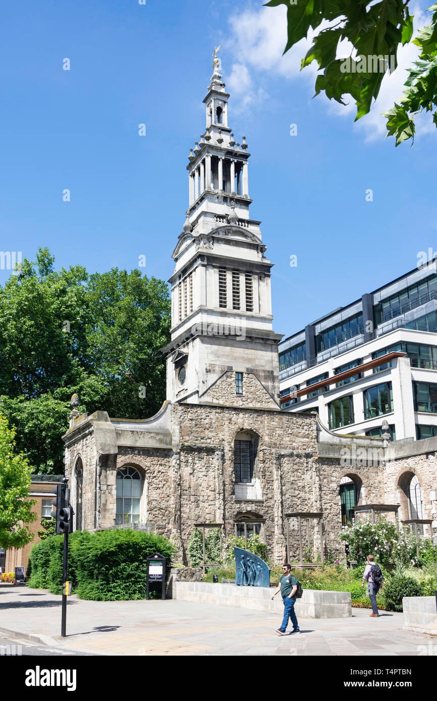 La Chiesa di Cristo Greyfriars e giardino, City of London, Greater London, England, Regno Unito Foto Stock