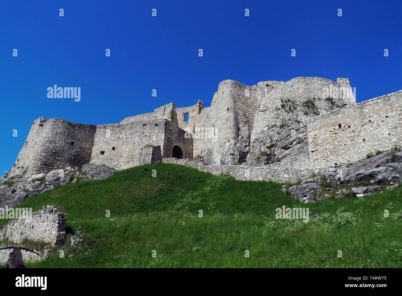 Le rovine del castello di Spiš in Slovacchia orientale Foto Stock