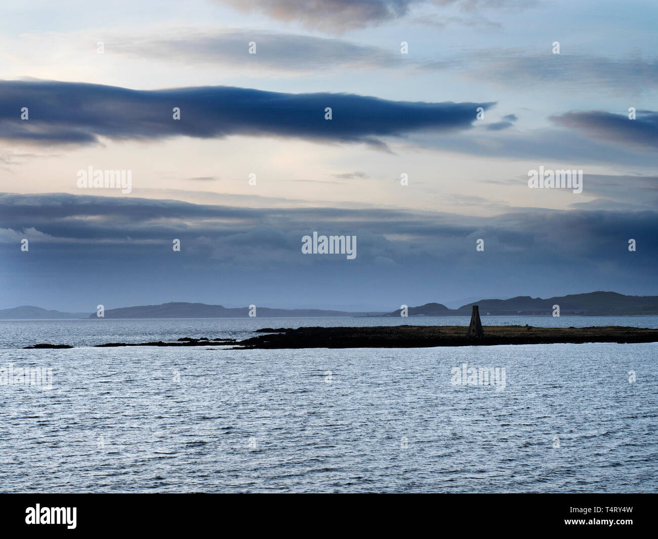 Faro sulla isola di cavallo nel Firth of Clyde Ardrossan North Ayrshire in Scozia Foto Stock