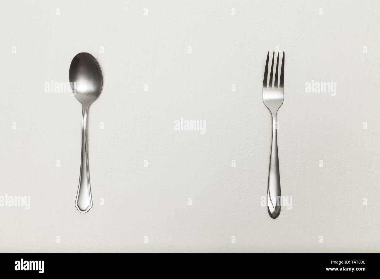 Cucchiaio e forchetta, vista dall'alto Foto Stock