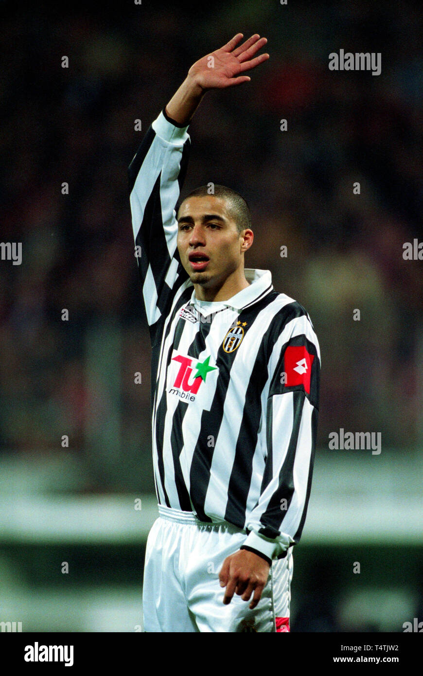 BayArena Leverkusen Germania 12.3.2002, calcio: la UEFA Champions League, Bayer 04 Leverkusen (nero/rosso) vs Juventus Torino (bianco/nero) 3:1 ----- David TREZEGUET (JUVE) Foto Stock