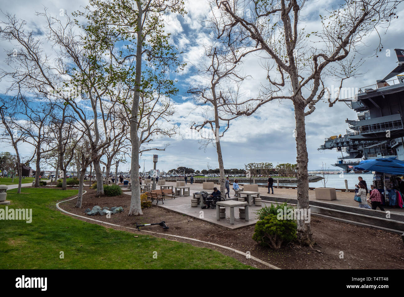 A piedi a Navy Pier San Diego - CALIFORNIA, STATI UNITI D'America - 18 Marzo 2019 Foto Stock