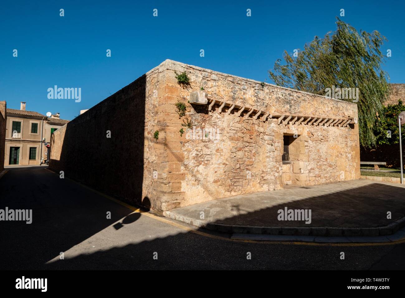 Aljibe comunali, construido en 1756, Santanyi, Maiorca, isole Baleari, Spagna. Foto Stock