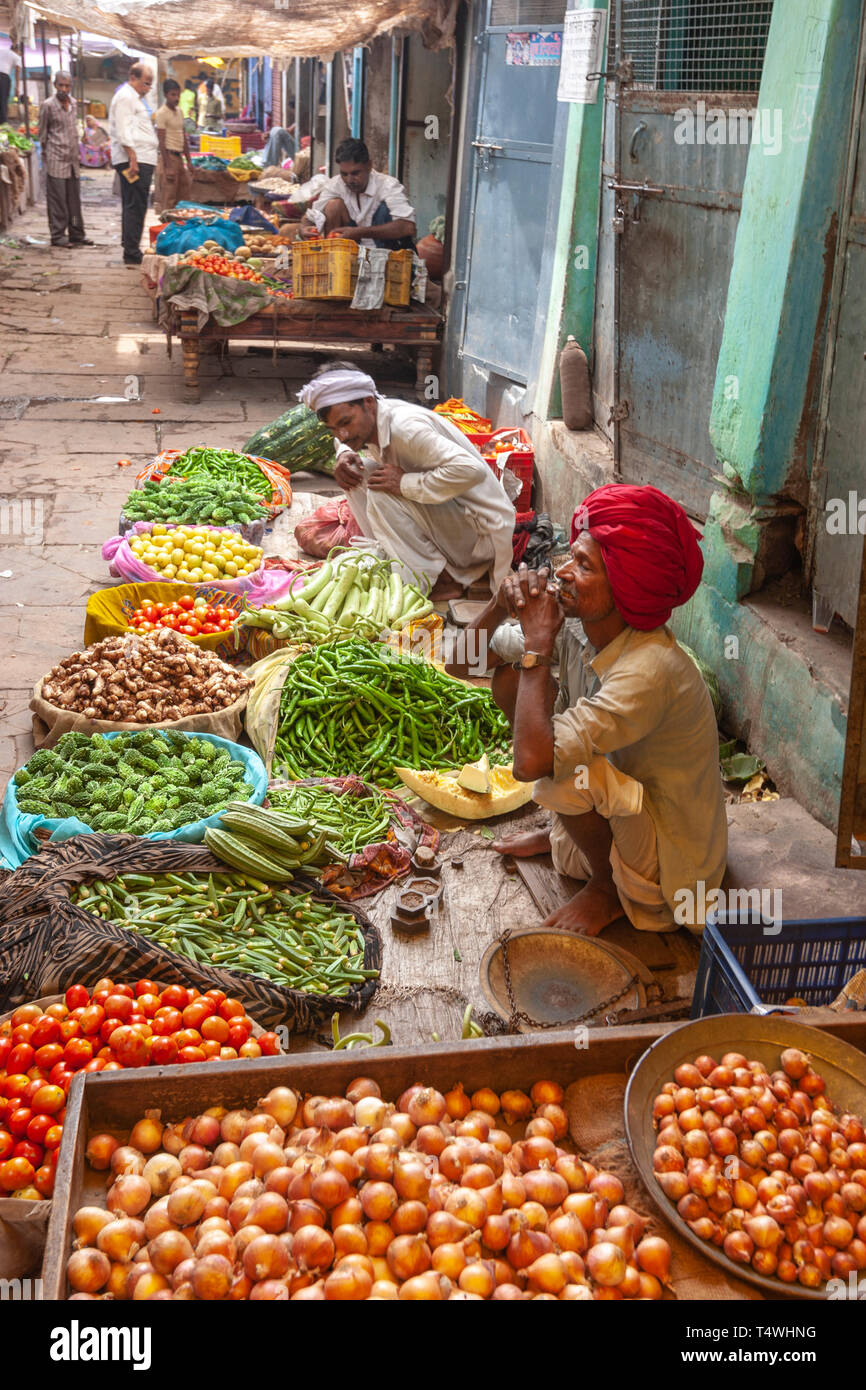 Sabzi Mandi,mercato ortofrutticolo, Bundi Mercato, Bundi, stato del Rajasthan, India. Foto Stock